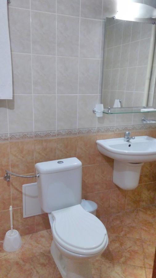 Hotel Bor